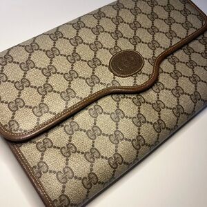 Gucci Vintage Crossbody Clutch Purse GG monogram archive design 80s Designer Lux
